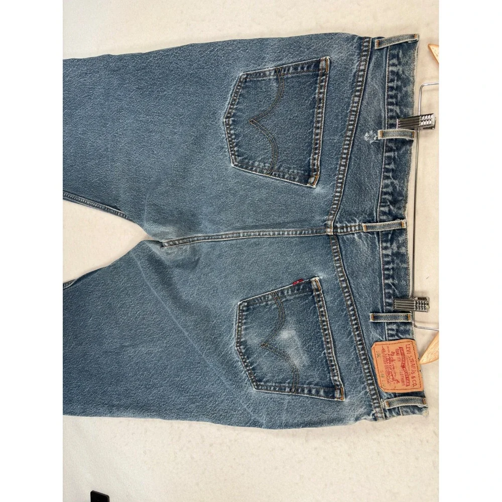 Levis 550 Relaxed Fit Jeans Mens 44x30 Blue Denim Medium Wash Tapered Leg